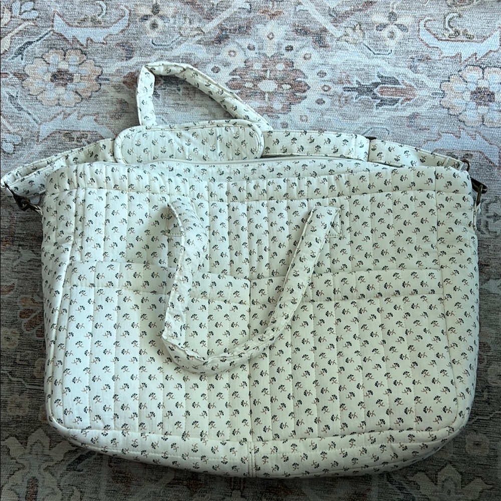 Rylee + Cru Cream Baby Bag with Elegant Design